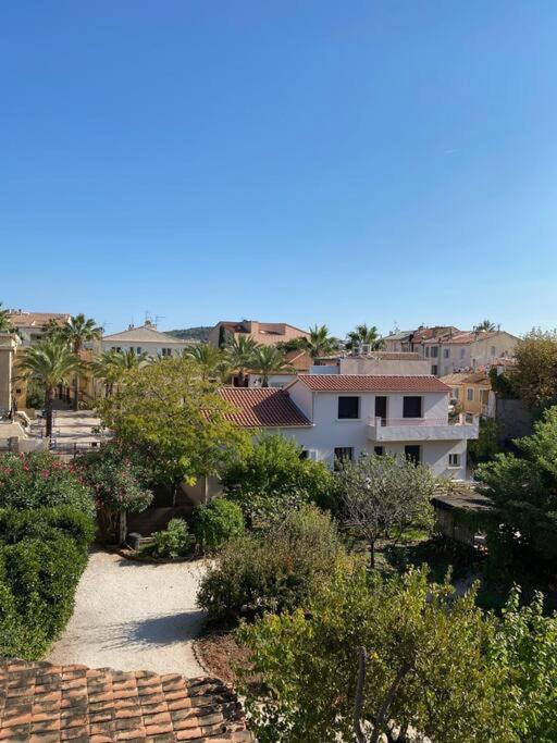 Tres Bel Appartement, Port Sanary, Exterior photo
